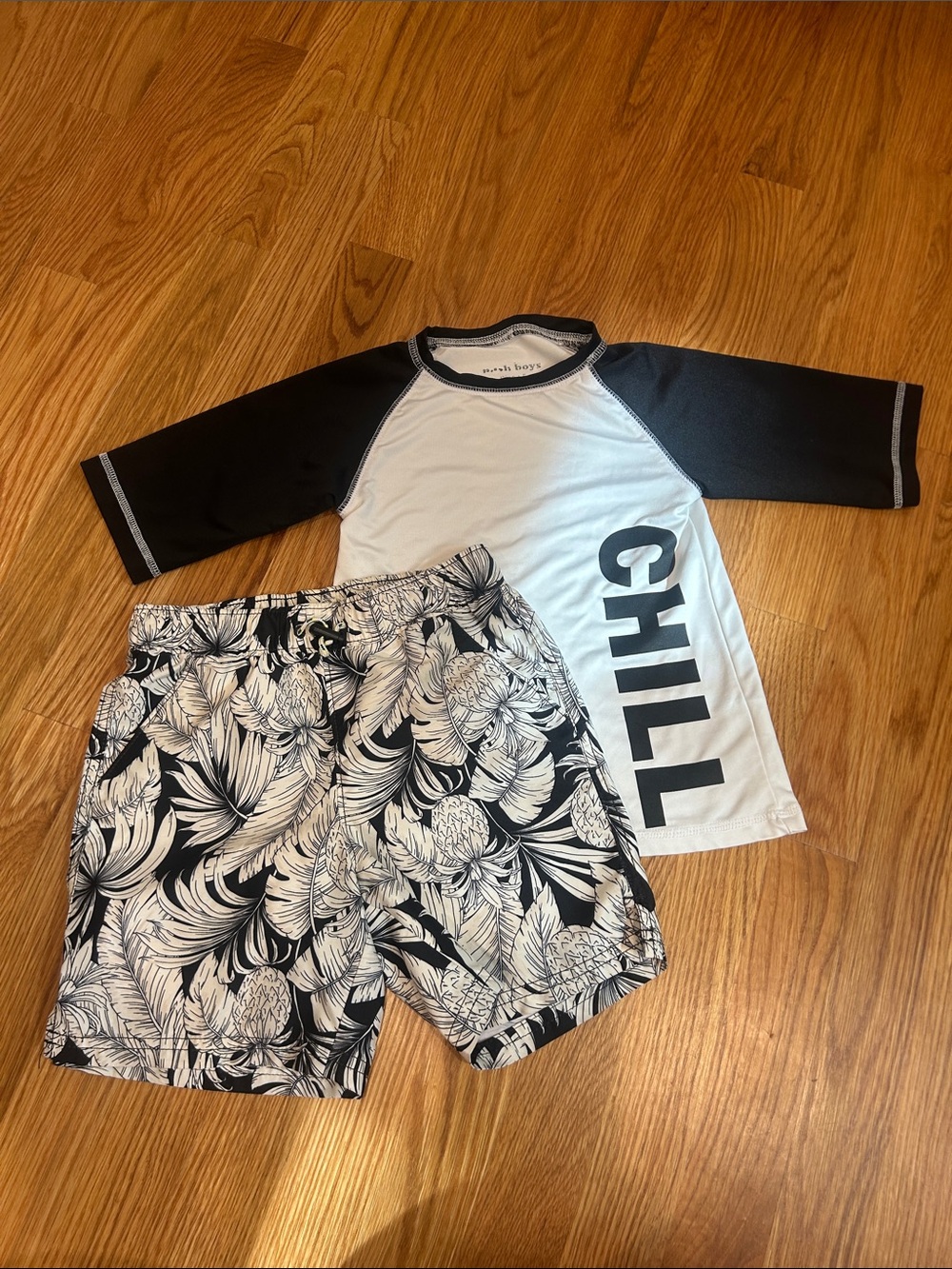 Old Navy & Mish Boys Black and White 'CHILL' Rashguard Set bundle size 5